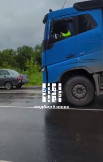 Затопление дороги в Ключевске (видео)