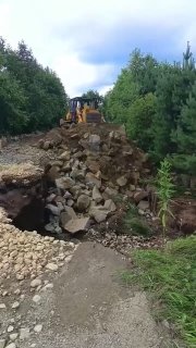 Замеры уровня воды на дамбе в Ключевске (видео)