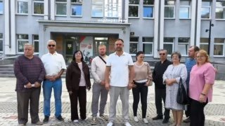 Жители района 44-го квартала требуют подключение газа