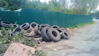 На улице Коммуны установят видеонаблюдение на мусорной площадке из-за жалоб жителей (видео)