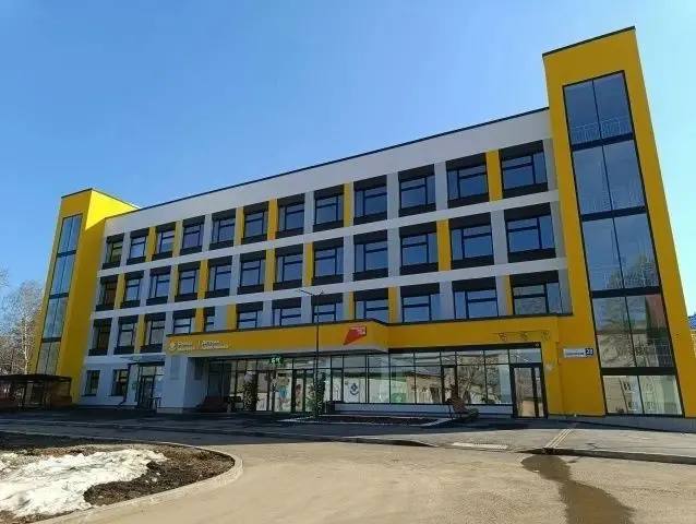 В Берёзовском 1 апреля открылась новая детская поликлиника на 500 посещений