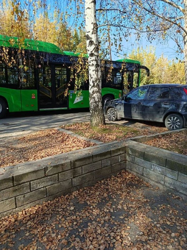 В Березовском на улицах появились новые автобусы